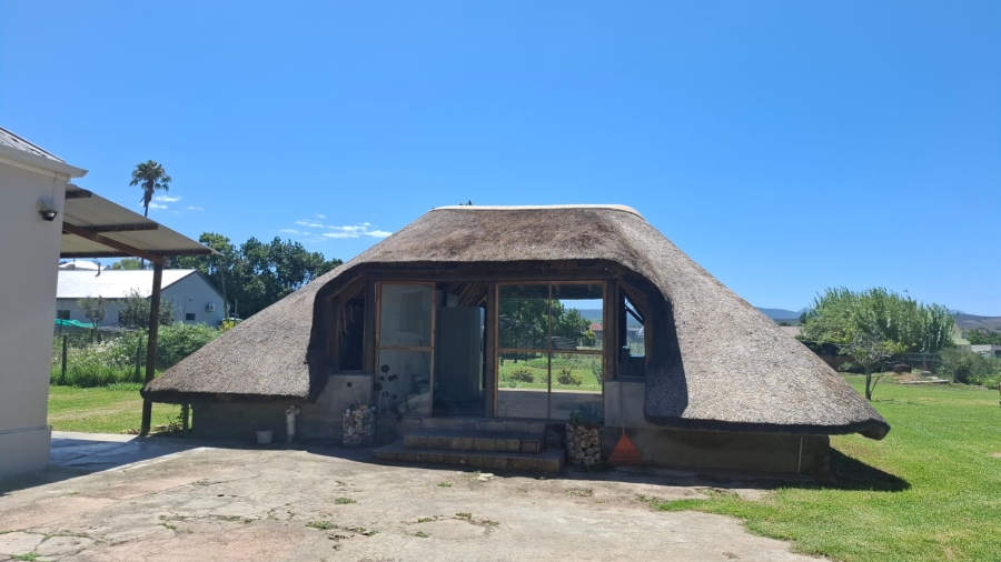 2 Bedroom Property for Sale in Heidelberg Western Cape